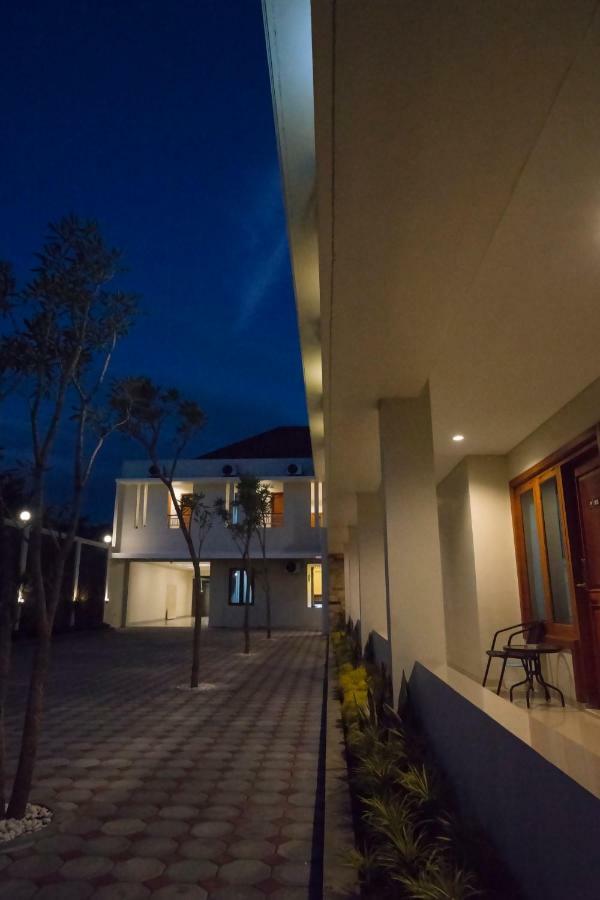 W House Syariah 2* Yogyakarta